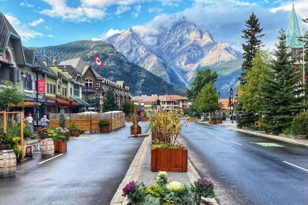 Cozy Suite, Free Wifi , Free Parking YYC Exterior foto