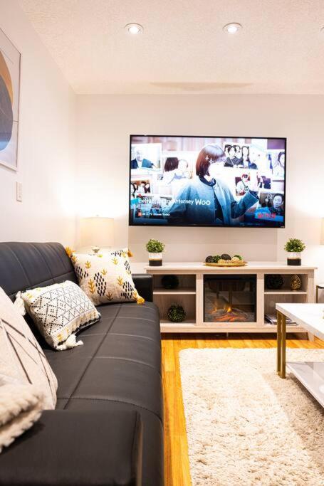 Cozy Suite, Free Wifi , Free Parking YYC Exterior foto